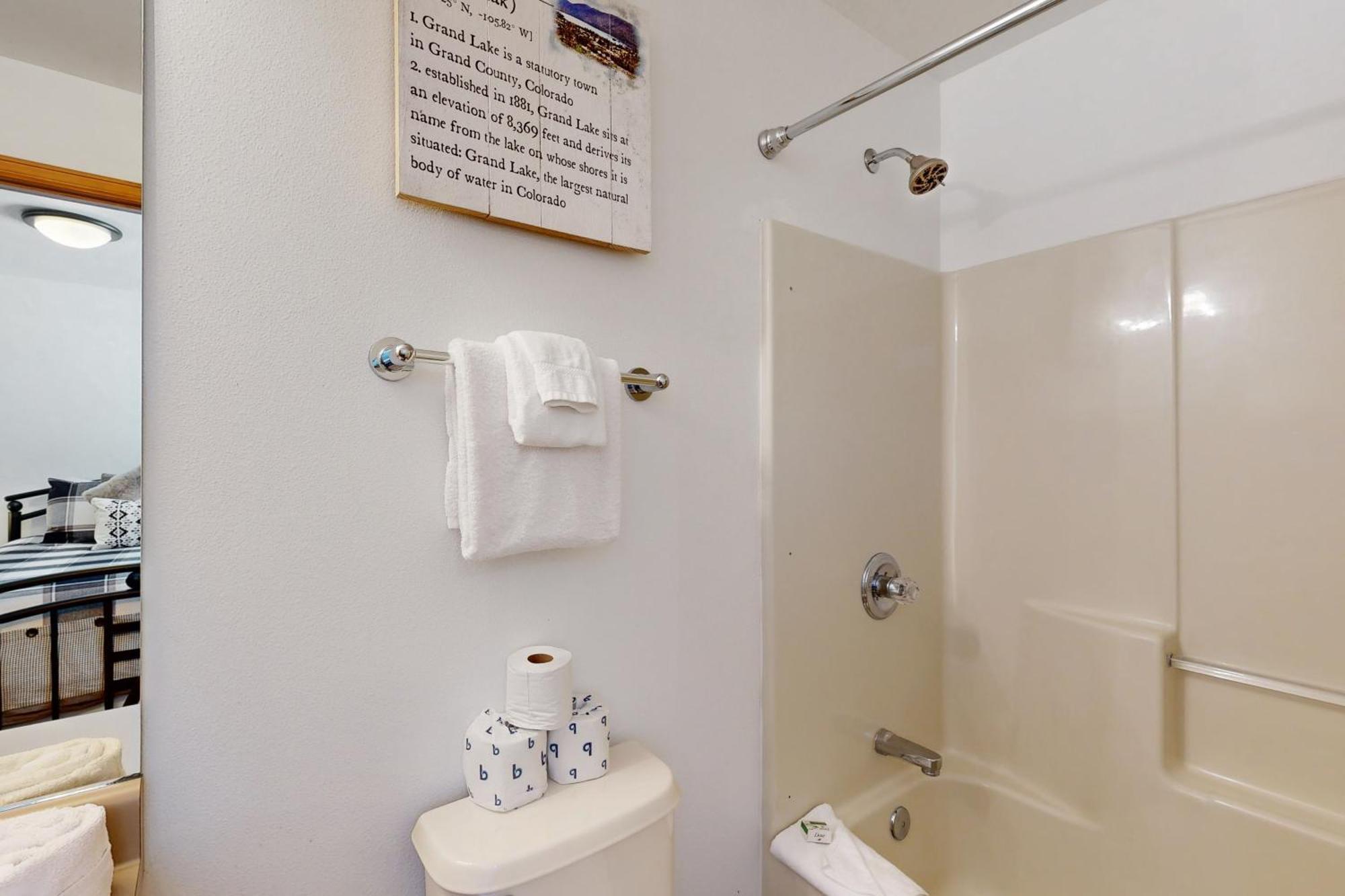Riverview Condos Grand Lake Chambre photo